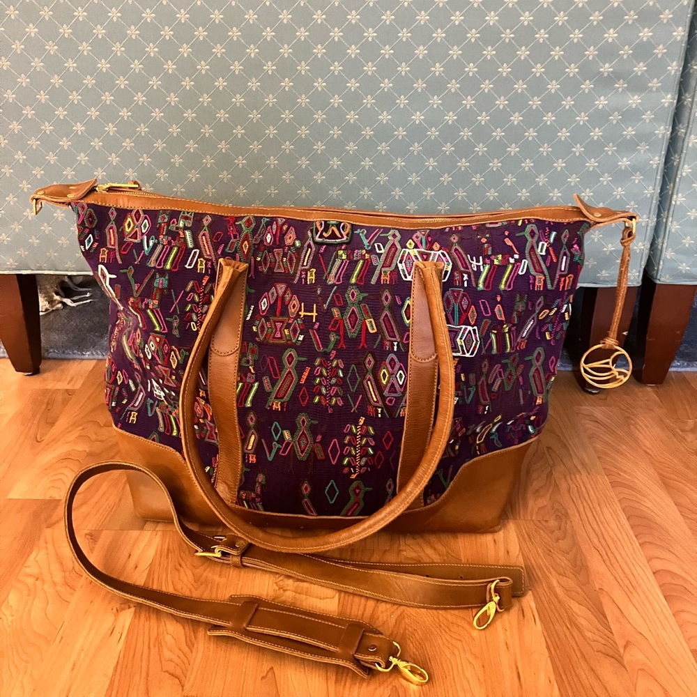 Kolibri handcrafted Embroidered Leather Tote